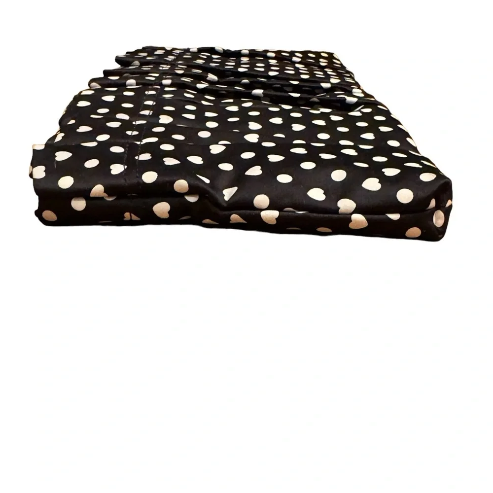 Express fabric clutch, pleated, black with white hearts‎
